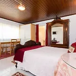 Casa Do Paco - Beautiful House With Pool And Garden